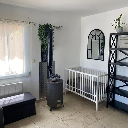 Le Cocon De Reals Apartment